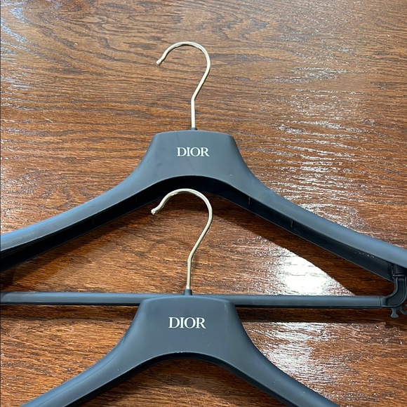 Dior Black Men's Hangers - Picture 2 of 5